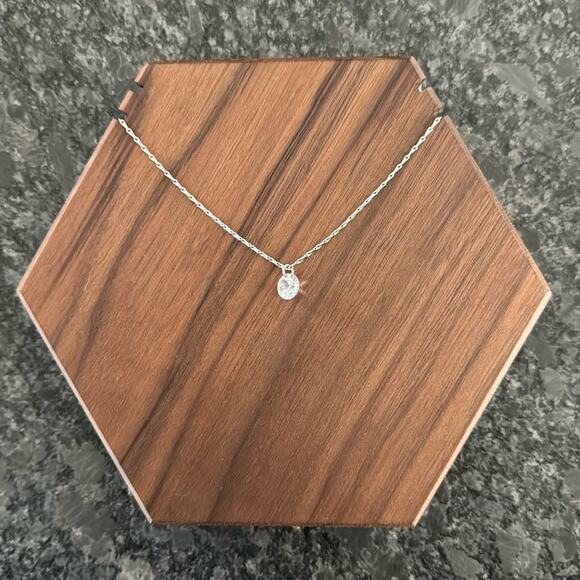 WALNUT WOODEN HEXAGON NECKLACE DISPLAY STAND - Picture 1 of 8